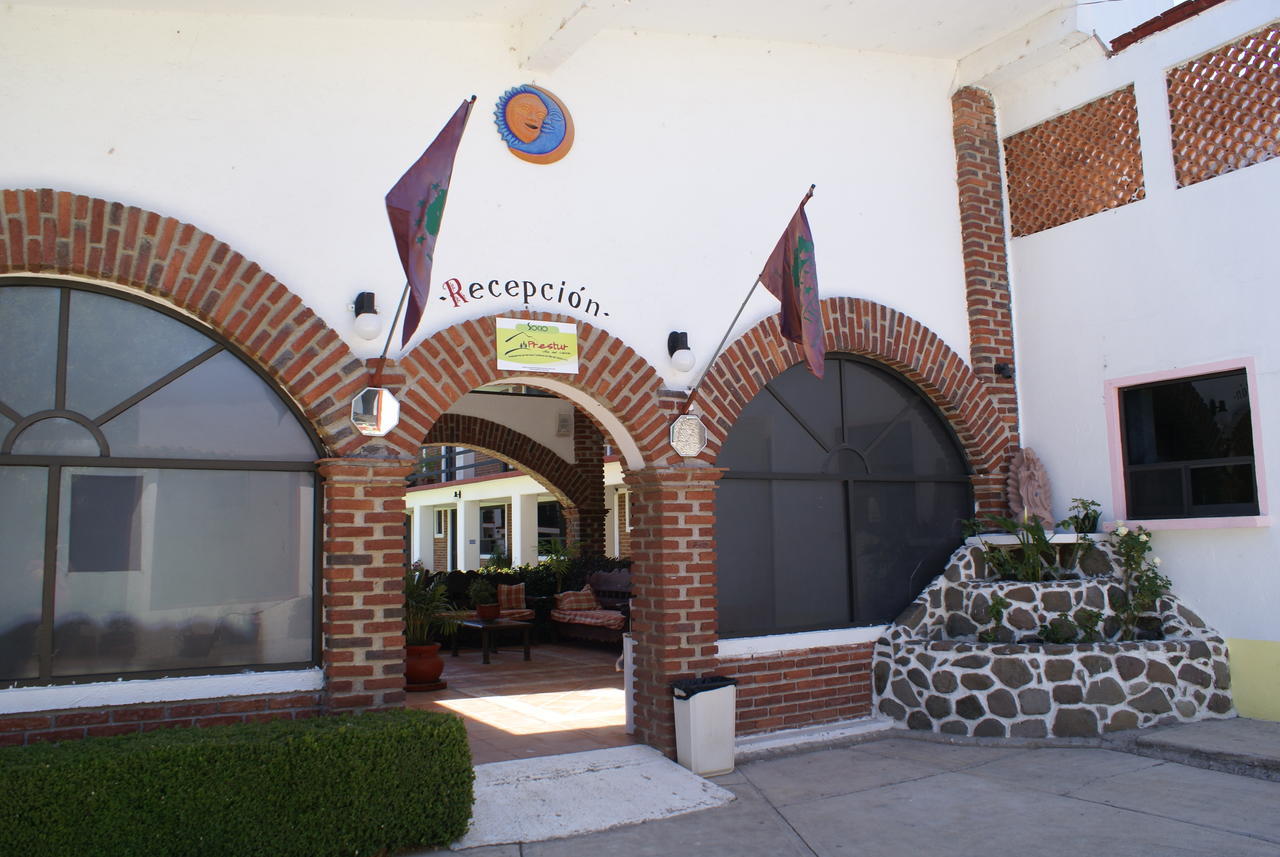 Hotel Los Sauces 卡尔波镇 外观 照片
