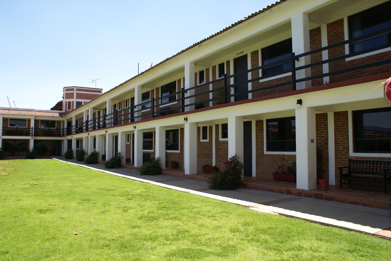 Hotel Los Sauces 卡尔波镇 外观 照片